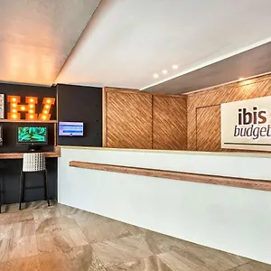 Отель Ibis Budget Pearl