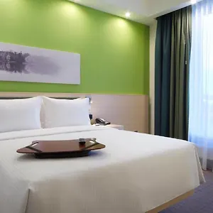 Отель Hampton By Hilton Centre